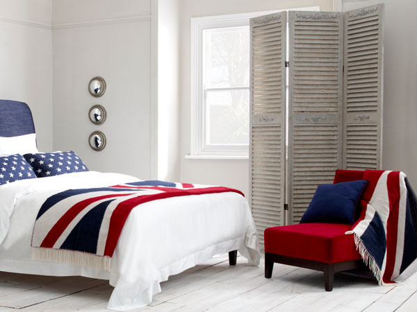 Levis Upholstered King Size Bed